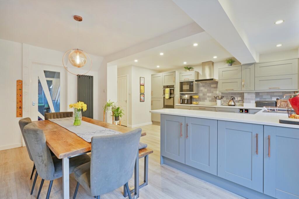 Dining Kitchen