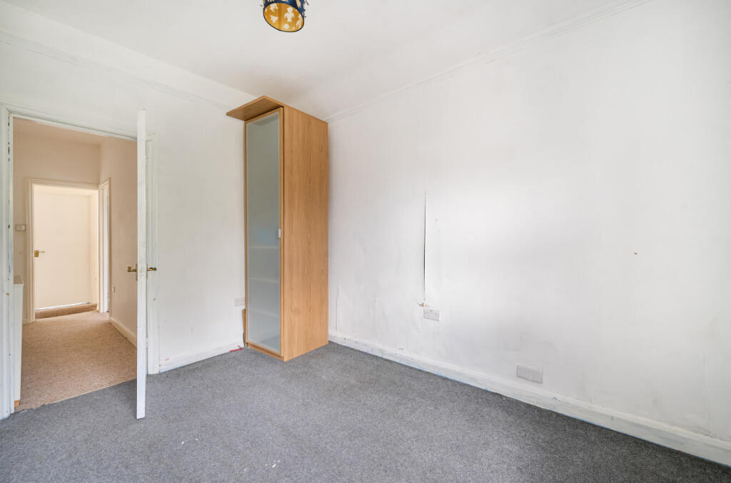 1373334-19-6900cf...