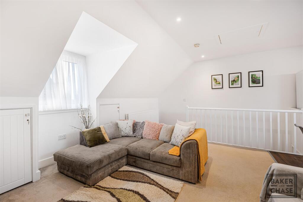 Second Floor - Kitchen/Lounge