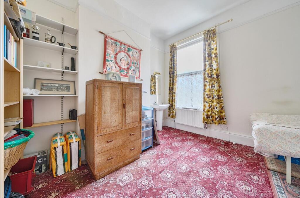 Bedroom 3.jpg