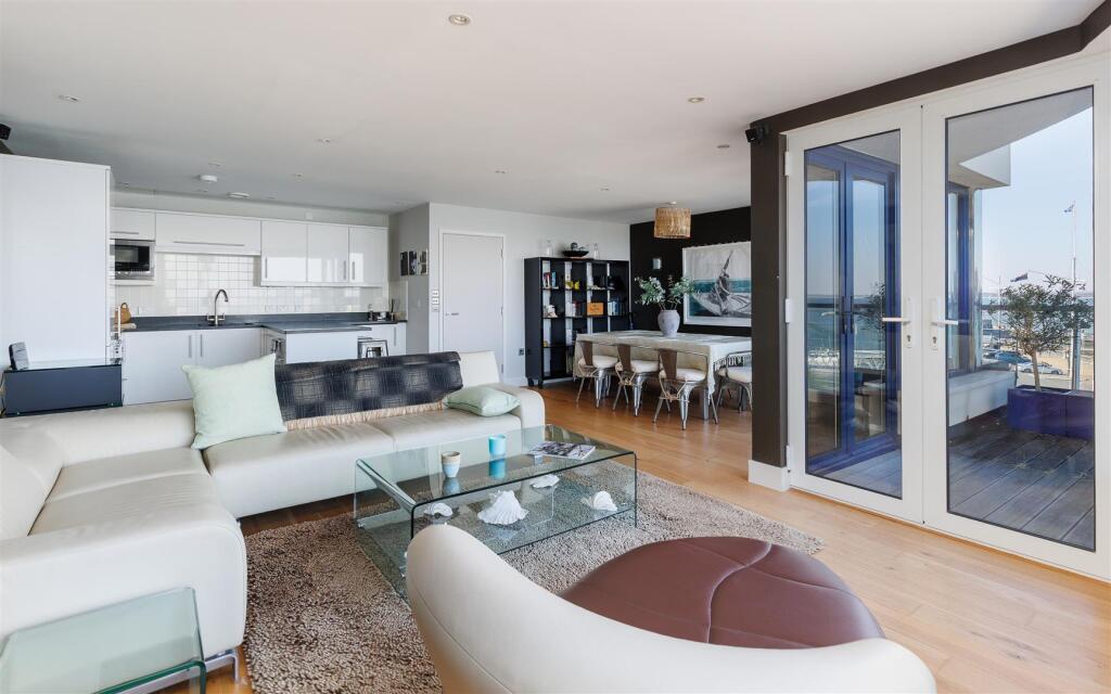 Sitting Area