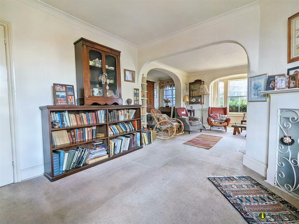 Sitting Room.jpg