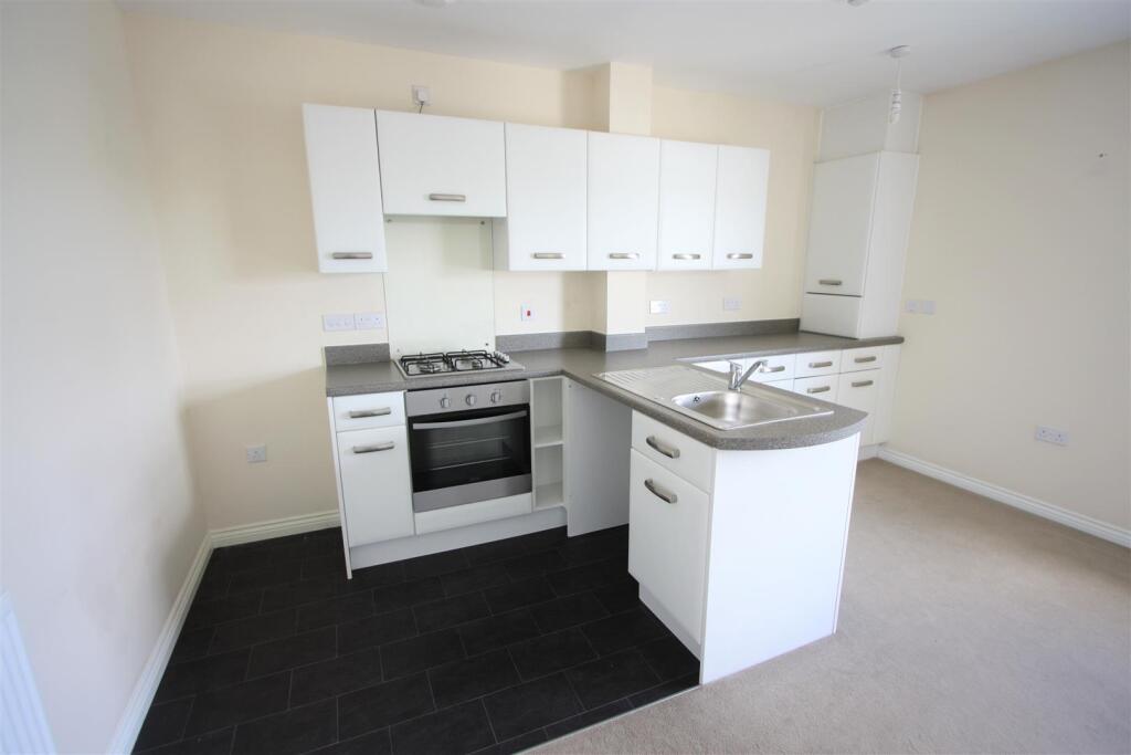 32 Littledale Row Kitchen