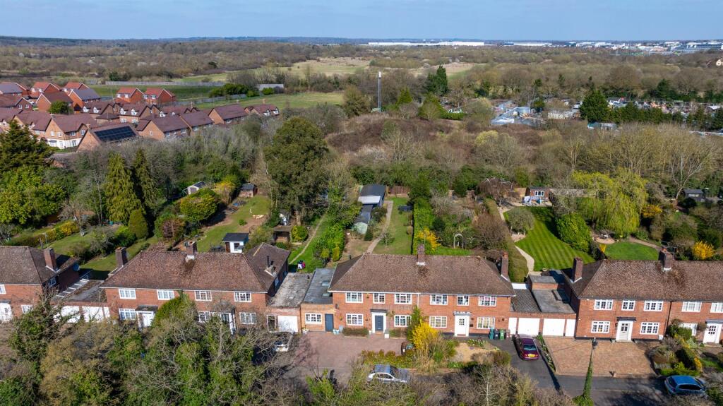 26-Oaklands-Lane-Drone-5.jpg