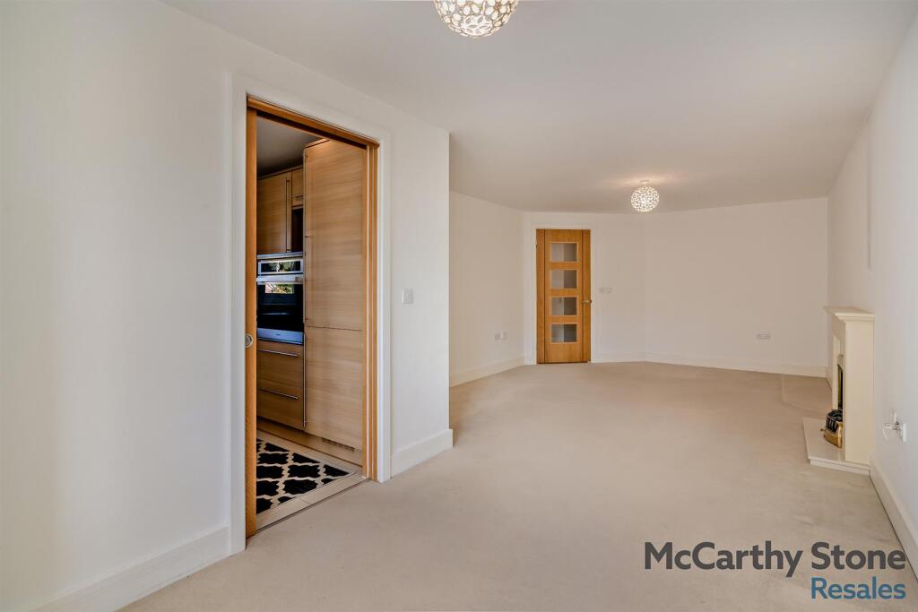 8668085-interior13-800.jpg