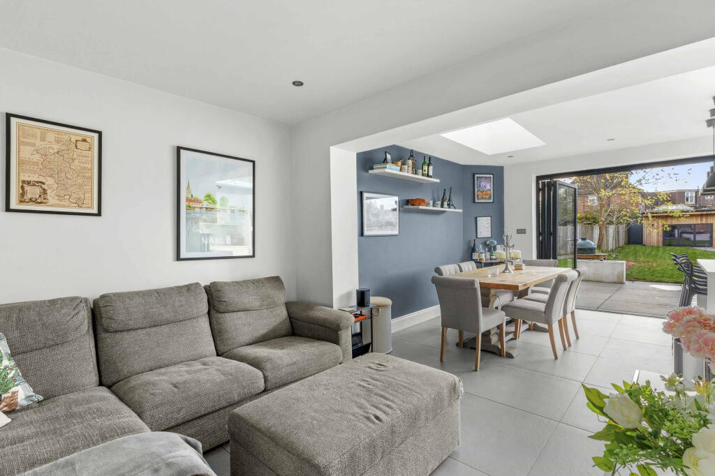 68 Newtown Road, SL7 1LA (LOW RES)-7