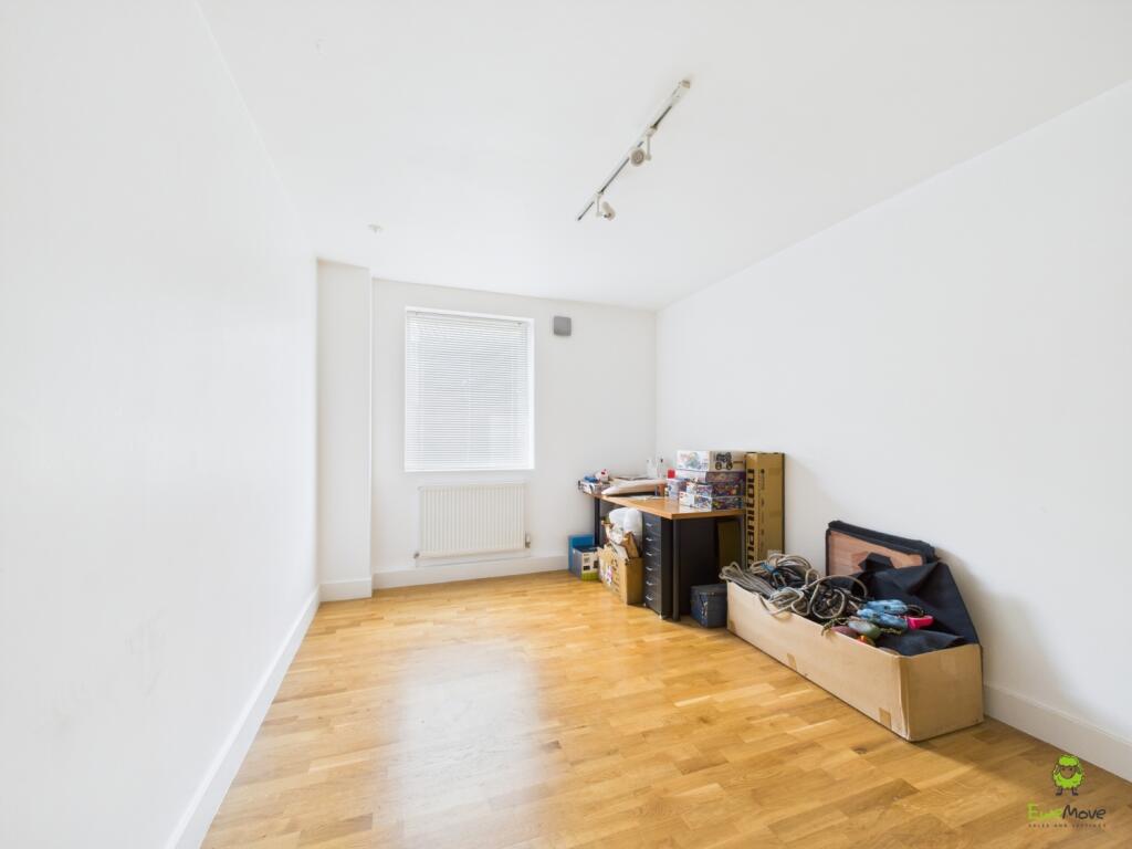 Nicoleta Aliman EweMove Bexleyheath