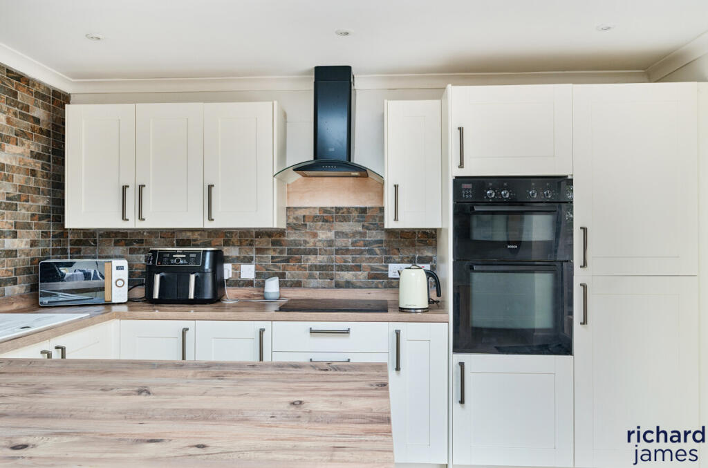 75c1efcb757749798f9657623b3dc852