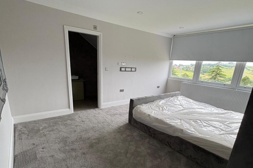 The Beeches, 26 Whalley Road, Wilpshire, Blackburn, BB1 9JT