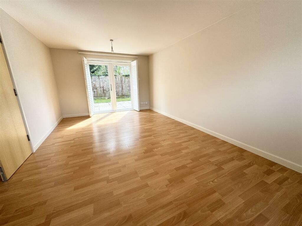 Lounge.JPEG