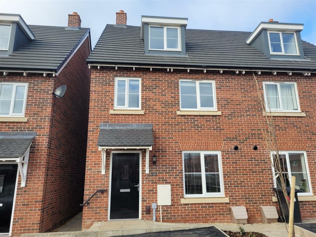 15 wilson front of property.jpg