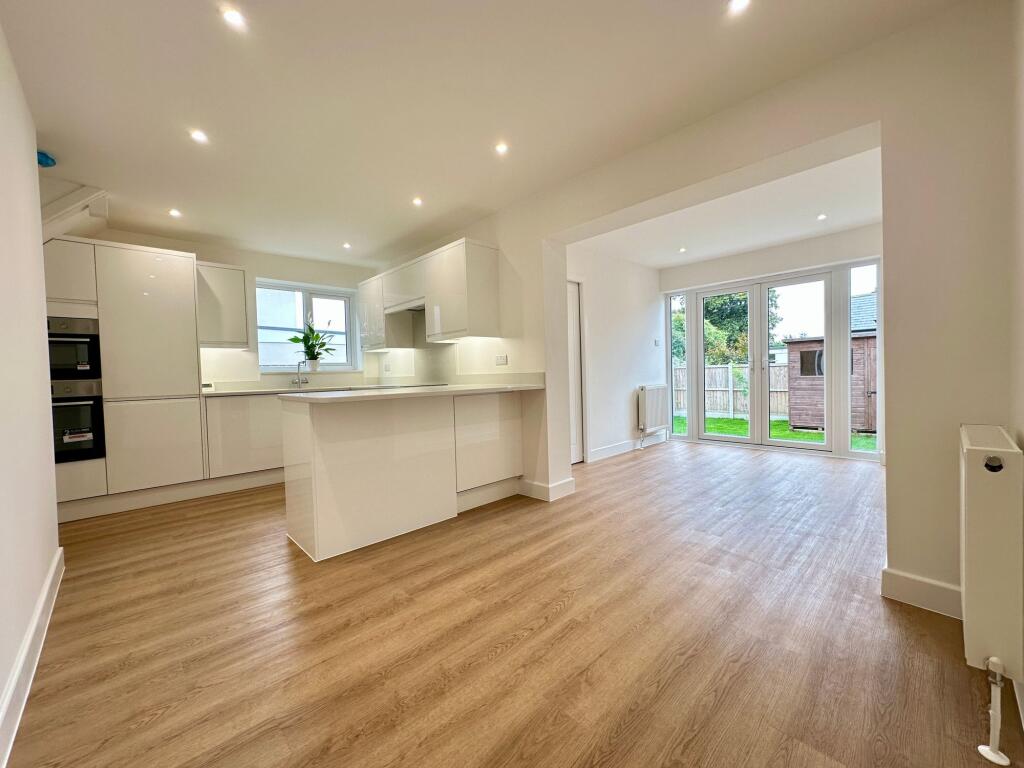 Kitchen/Diner/Family Area