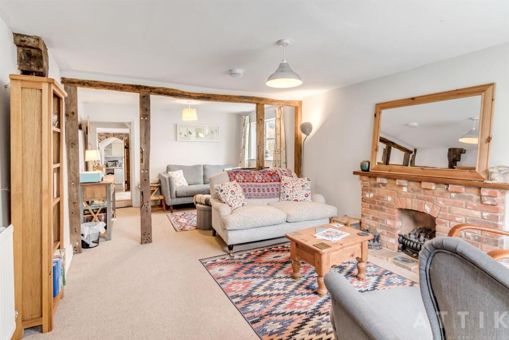 Attik 25 High Street Wangford NR34 8RL (1).jpg