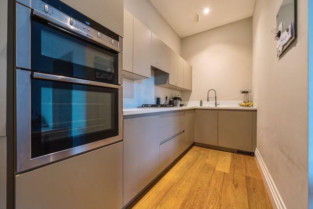 Kitchen Alt