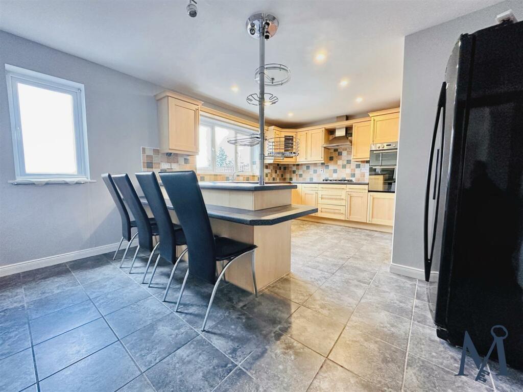Kitchen Diner