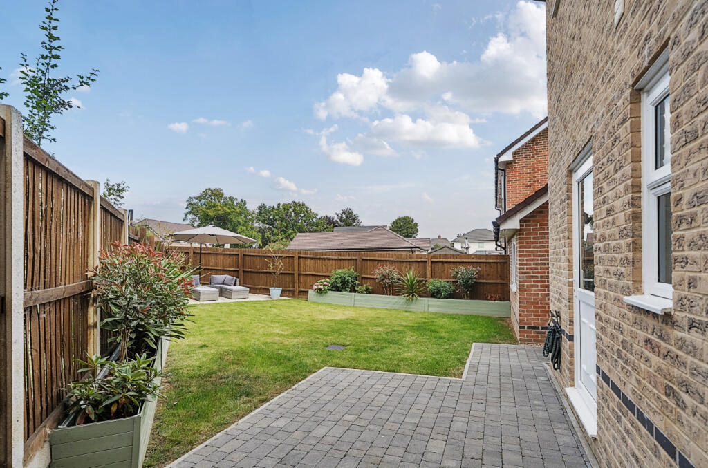 1340622-7-689e5c7...