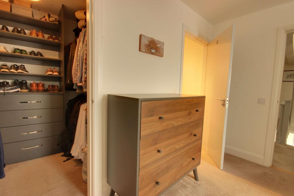 Walk In Wardrobe