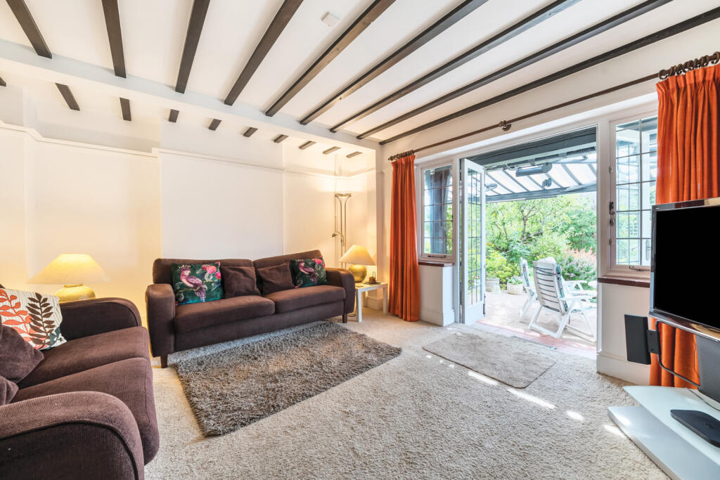 1316790-9-686429f...