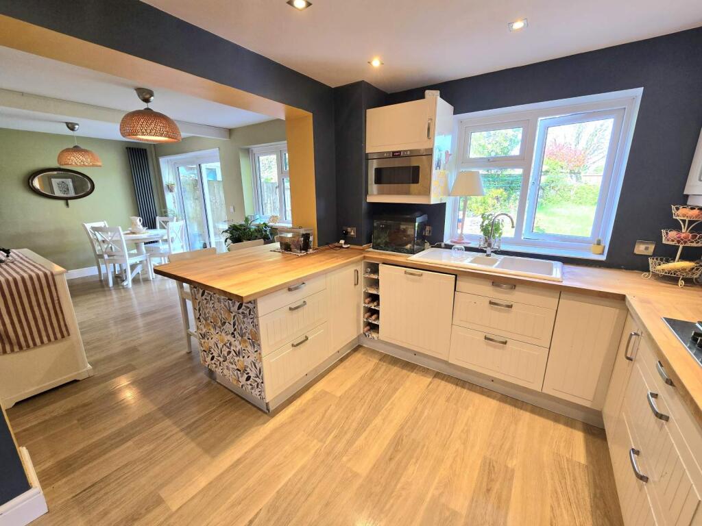 Open Plan Kitchen/Dining/Family Room