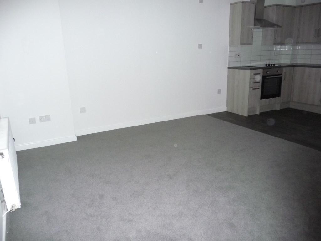 OPEN PLAN LOUNGE