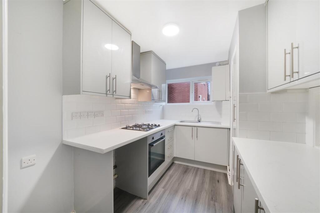 5 Cambridge Court, Harrowdene Road - aTjczriazIQBy
