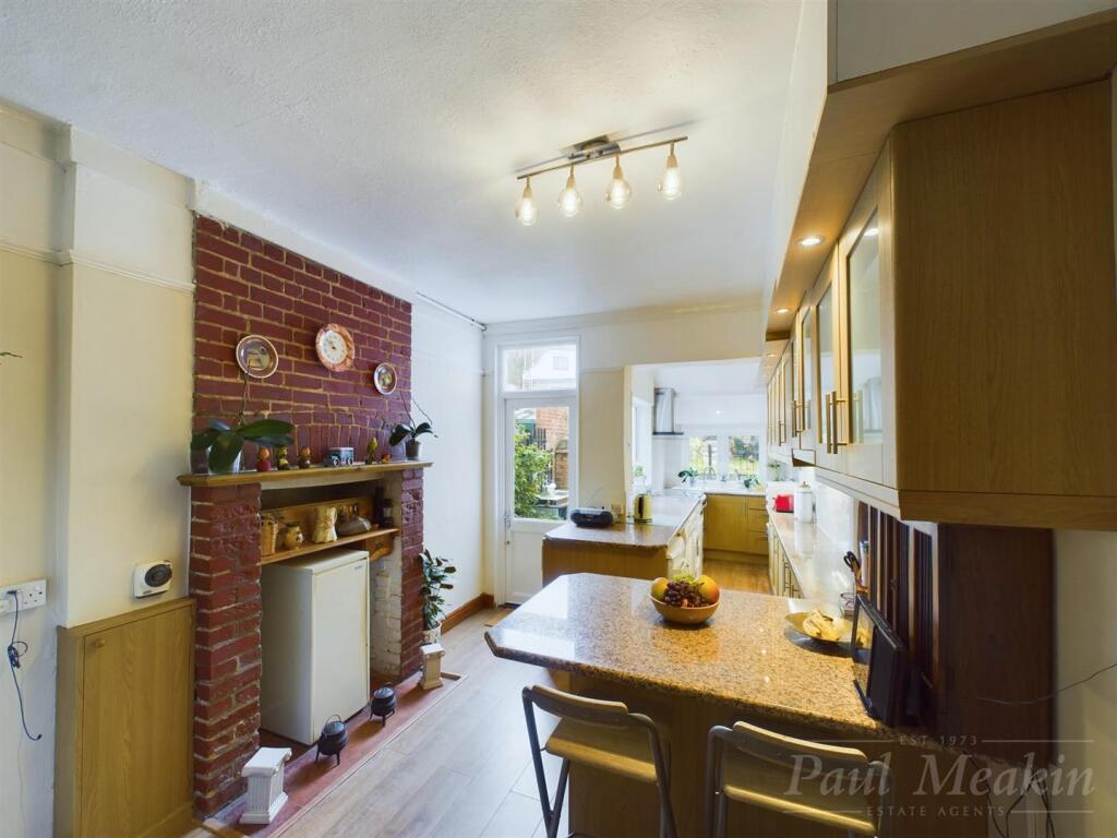 Kitchen/Breakfast Roon