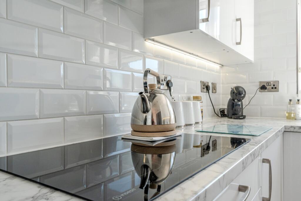 1295543-22-682c6782c7d63-ARW