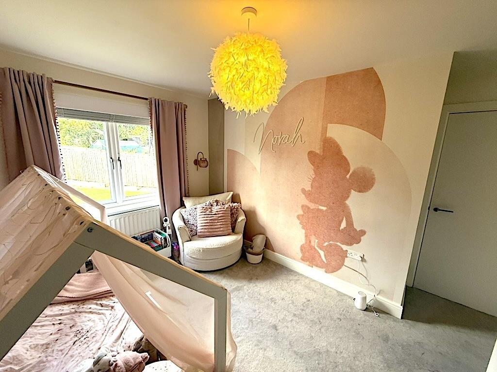 bedroom 4.jpg