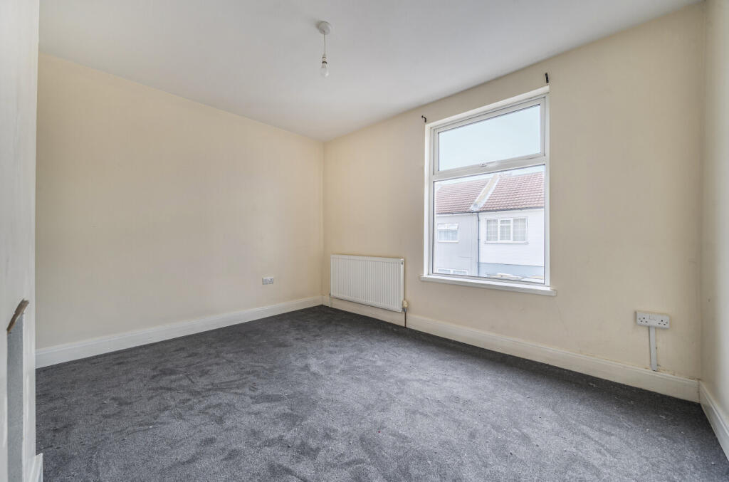 1359779-7-68dceda...