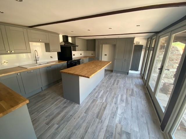 kitchen 3.jpg