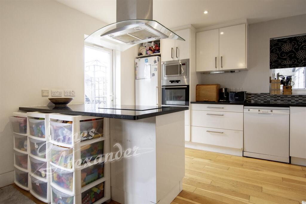 Kitchen additional aspect