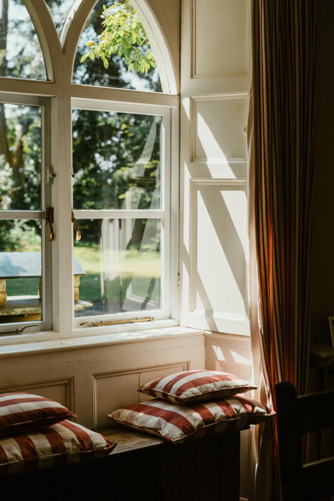 284598 - B0014308.jpg