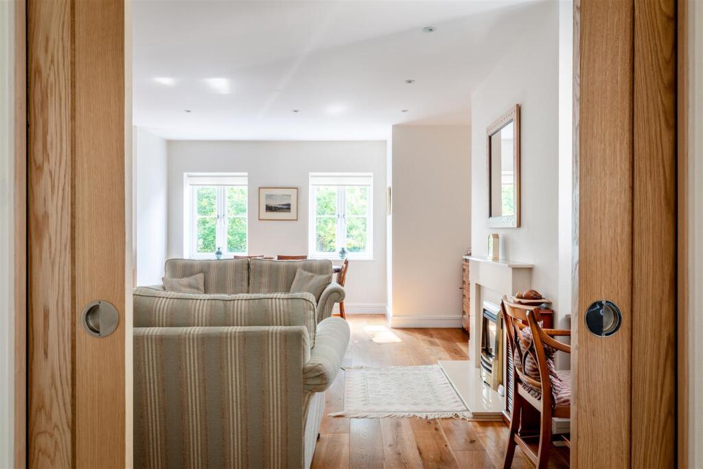 3 Oakfield House-5.jpg