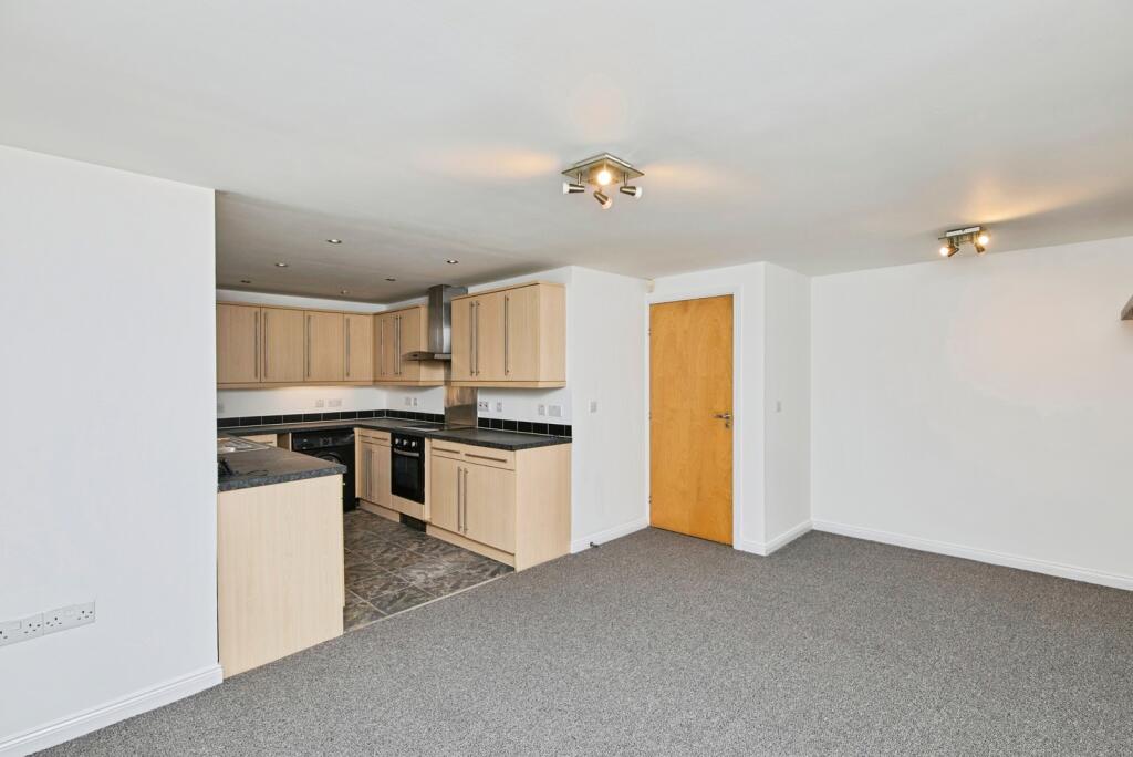 Lounge Kitchen