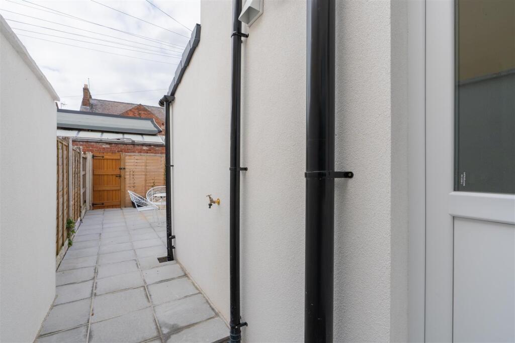 19 Spencer Street-22.jpg