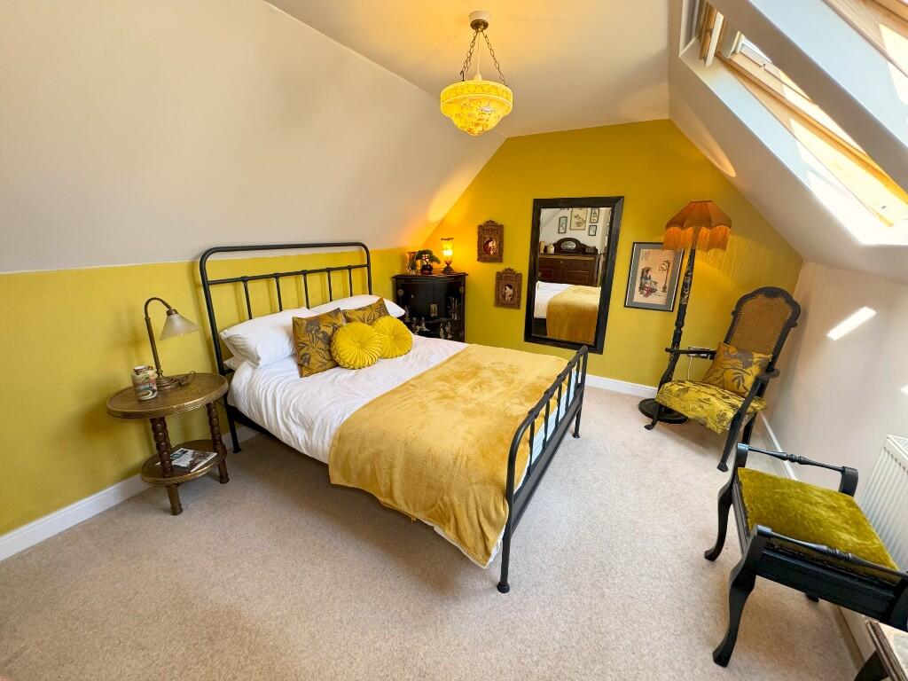 Bedroom 2 (1)