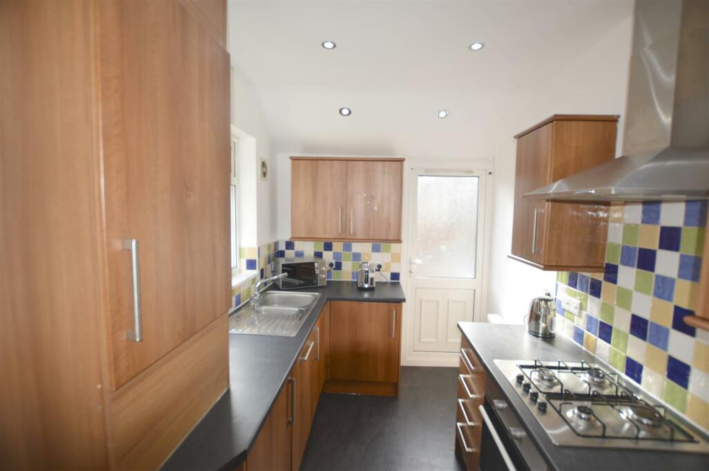 60 Balmoral Terrace Kitchen.JPG