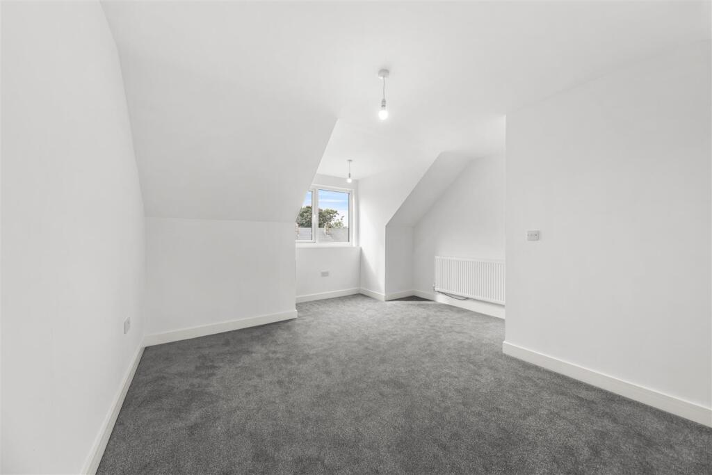 1TransvaalTerrace-Hamond Estates-Bedroom 3.jpg