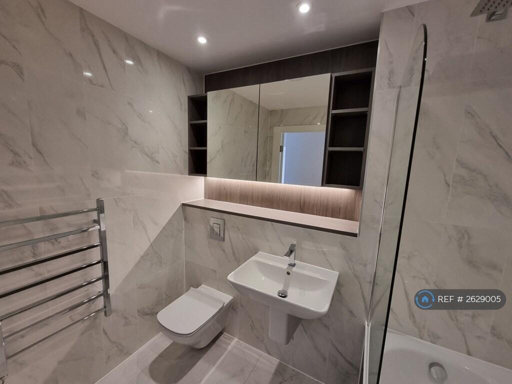 Main Bathroom