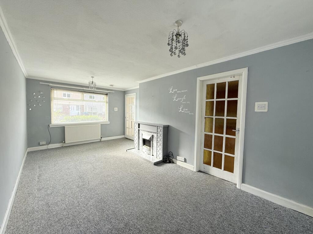 28 Ashton Drive, Dumfries, DG2 0HE - Braidwoods So