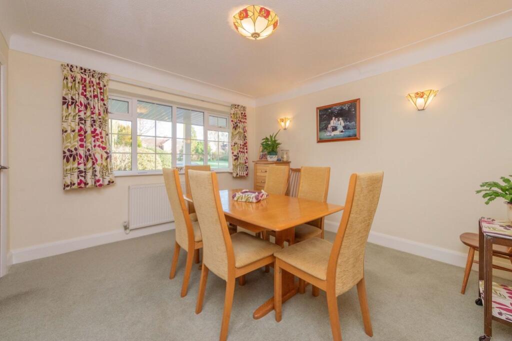 Dining EmilyDimelowEwemoveWhitchurchandNantwich