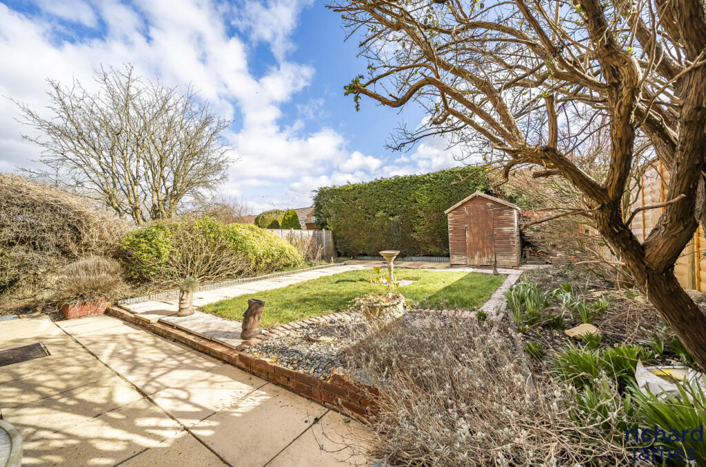 3323876ae027409fb3e30894f1e74949