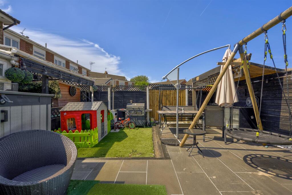 27 Shefford Crescent winstanley WN3 6LF-30.jpg