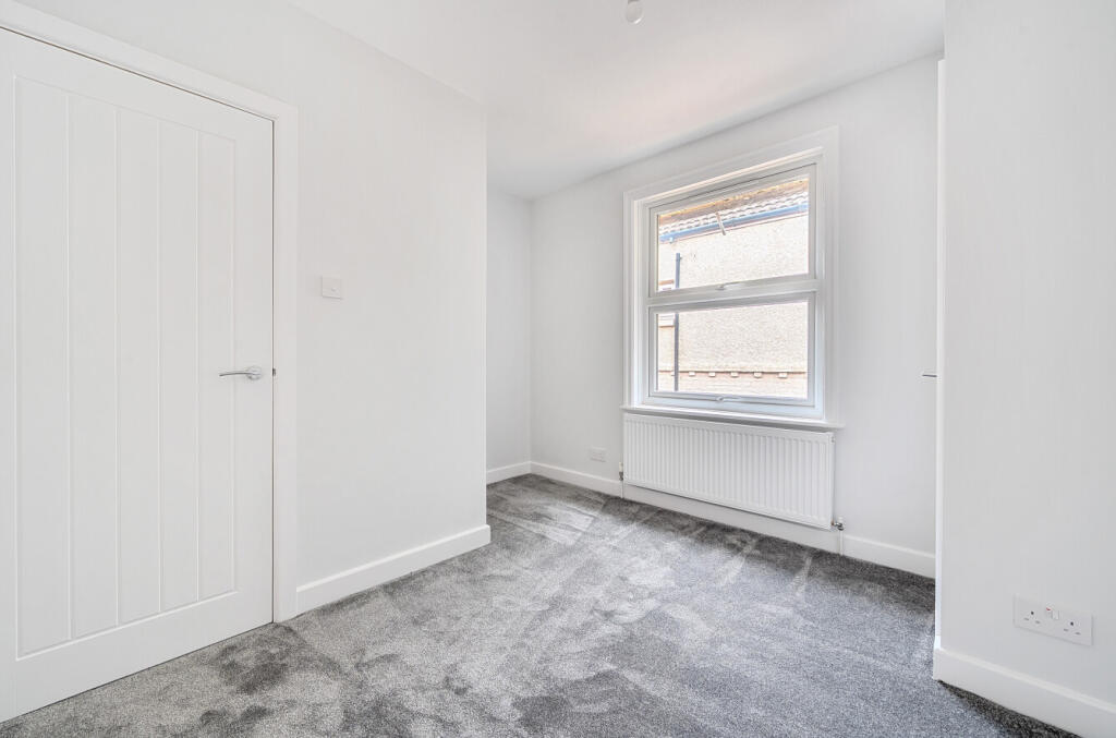 1363078-20-68de9f...