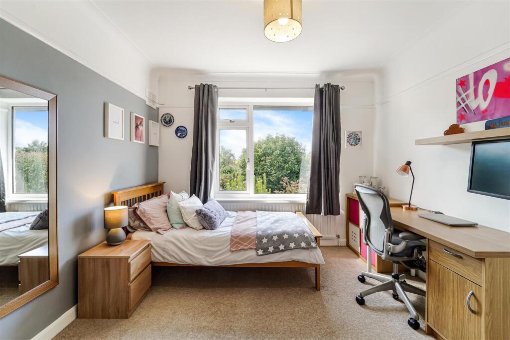 TATTENHAM GROVE (15).jpg