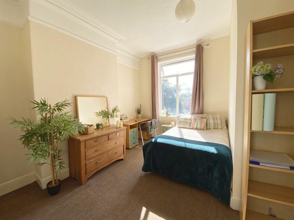 46AG R6-2 large 1700px wide.jpg