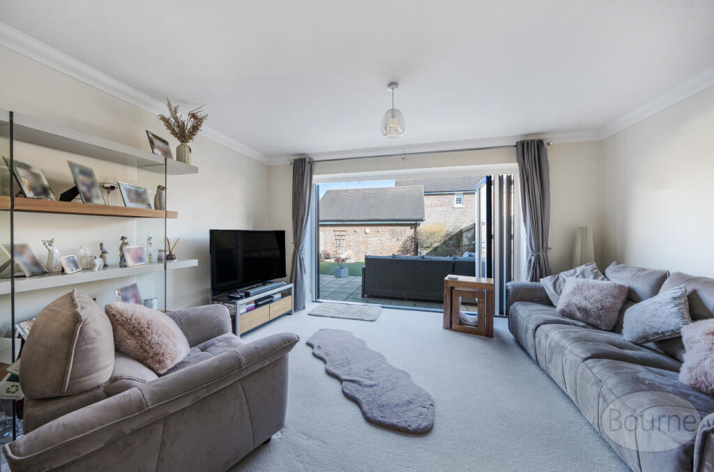 6bf00c71-fccb-435...