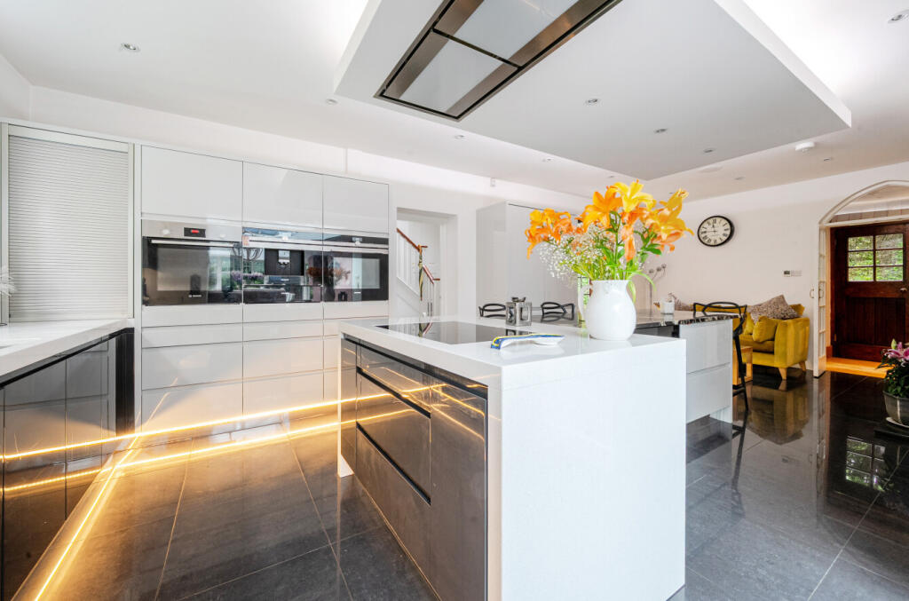 1299450-23-6835a8...