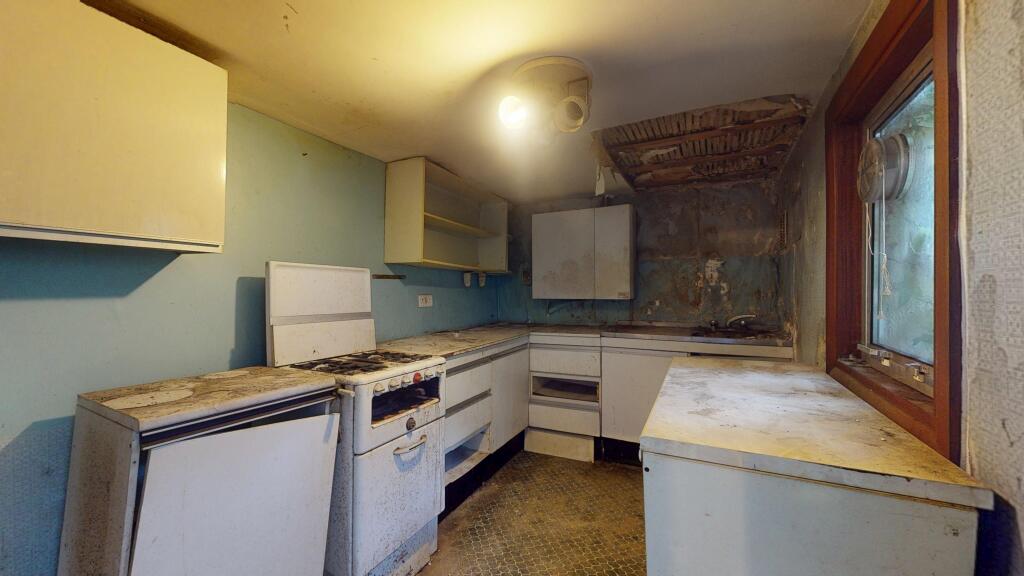 6 Gayford Road, Shepherds Bush, London, W12 9BN