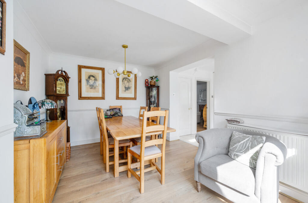 1310656-19-6853d4...